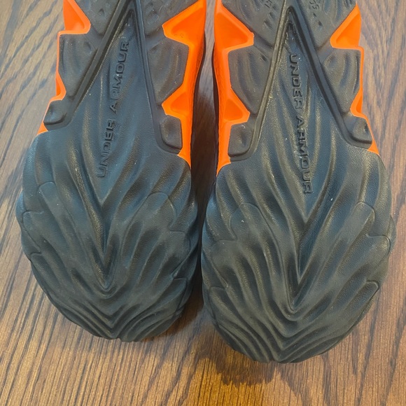 Toddler Under Amour Running Shoe - Picture 2 of 2